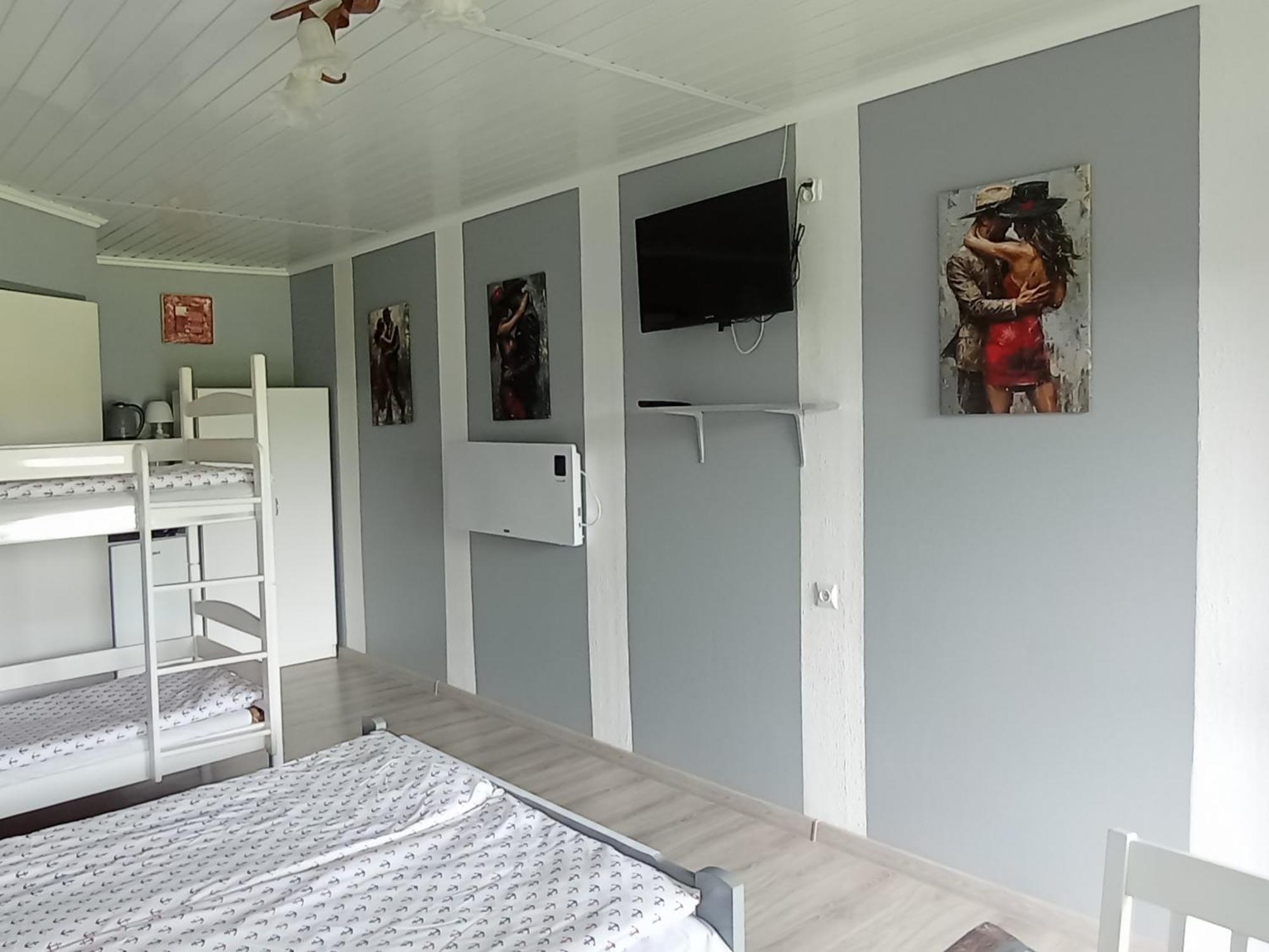 Anrema - Pokoje 21M2 Swarzewo Exterior foto